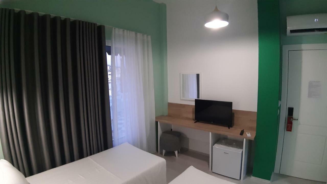 Bistrica Hotel Саранде Екстериор снимка